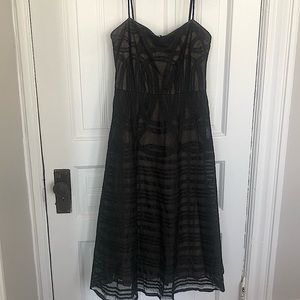 BCBG MaxAzria A Line Mesh Dress. EUC size 10
